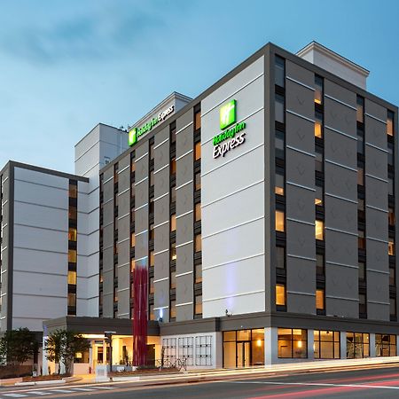 Holiday Inn Express Nashville-Downtown - Broadway By Ihg Экстерьер фото