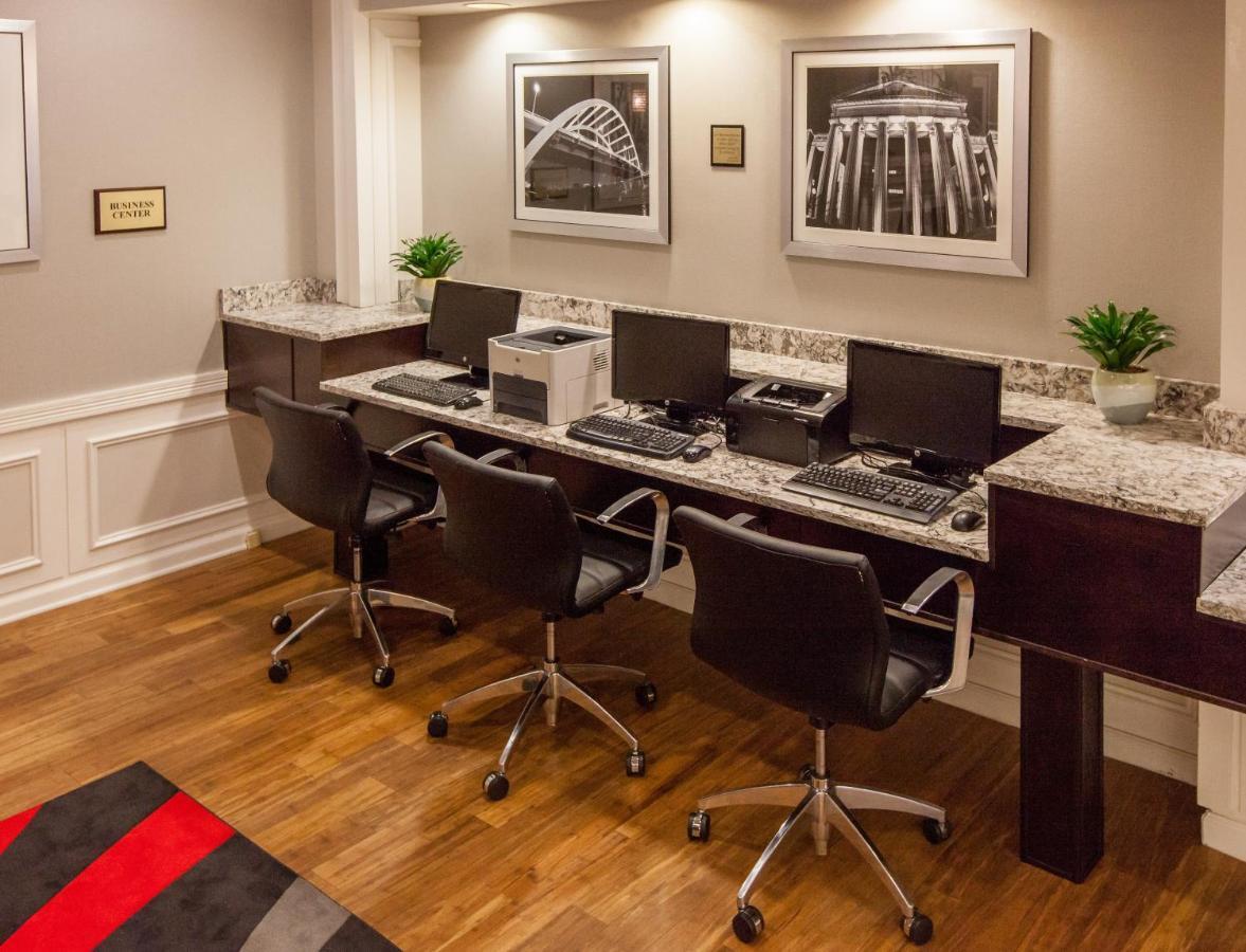 Holiday Inn Express Nashville-Downtown - Broadway By Ihg Экстерьер фото