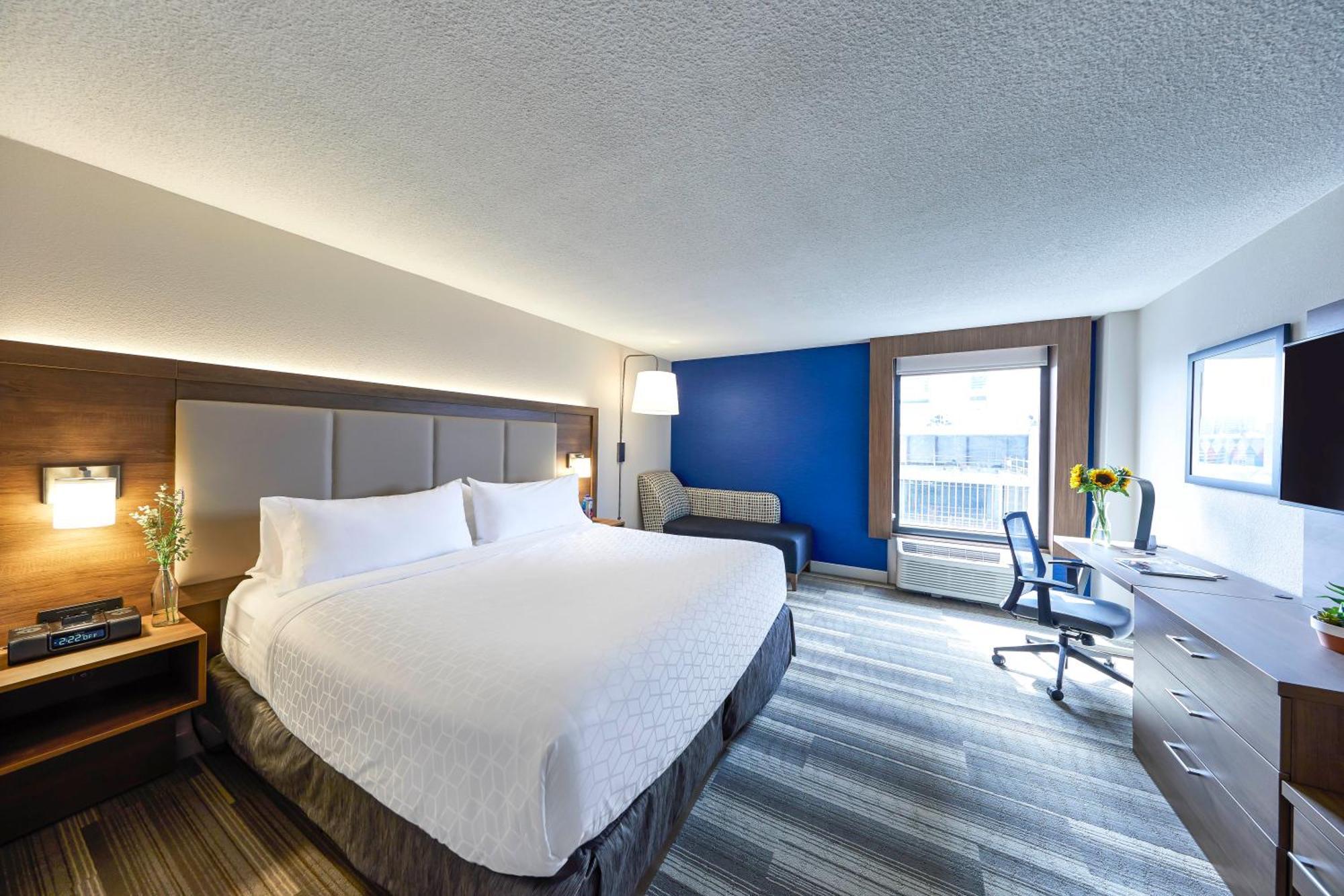 Holiday Inn Express Nashville-Downtown - Broadway By Ihg Экстерьер фото
