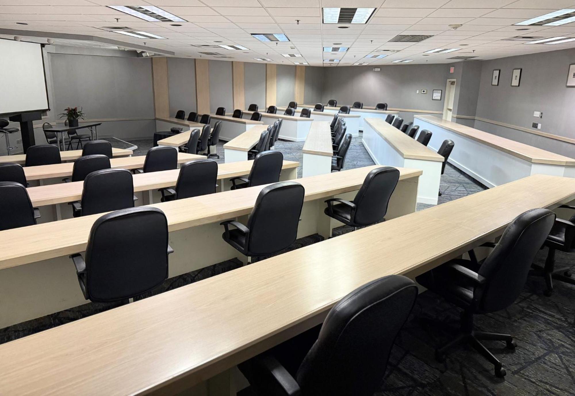 Holiday Inn Express Nashville-Downtown - Broadway By Ihg Экстерьер фото