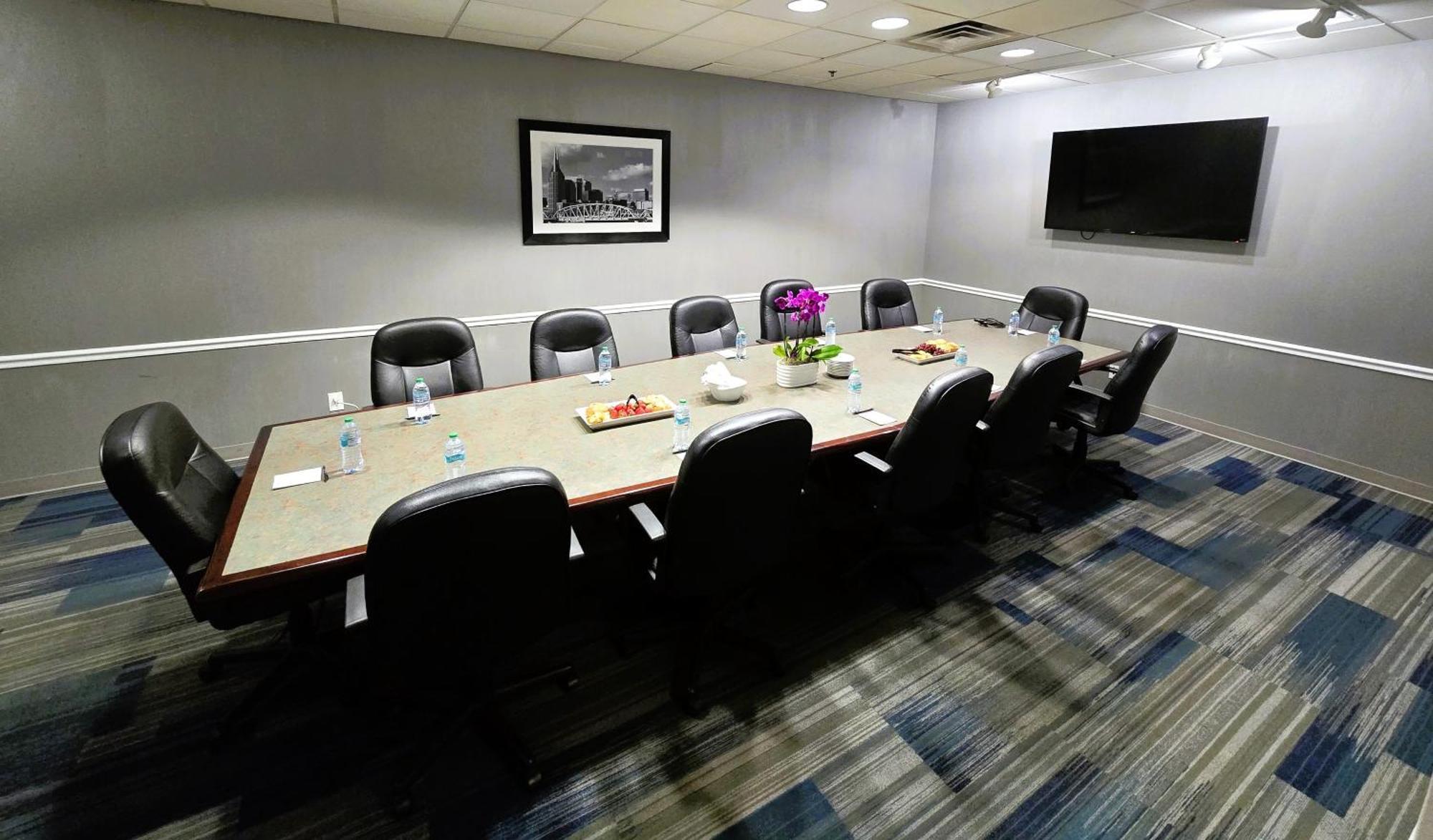 Holiday Inn Express Nashville-Downtown - Broadway By Ihg Экстерьер фото