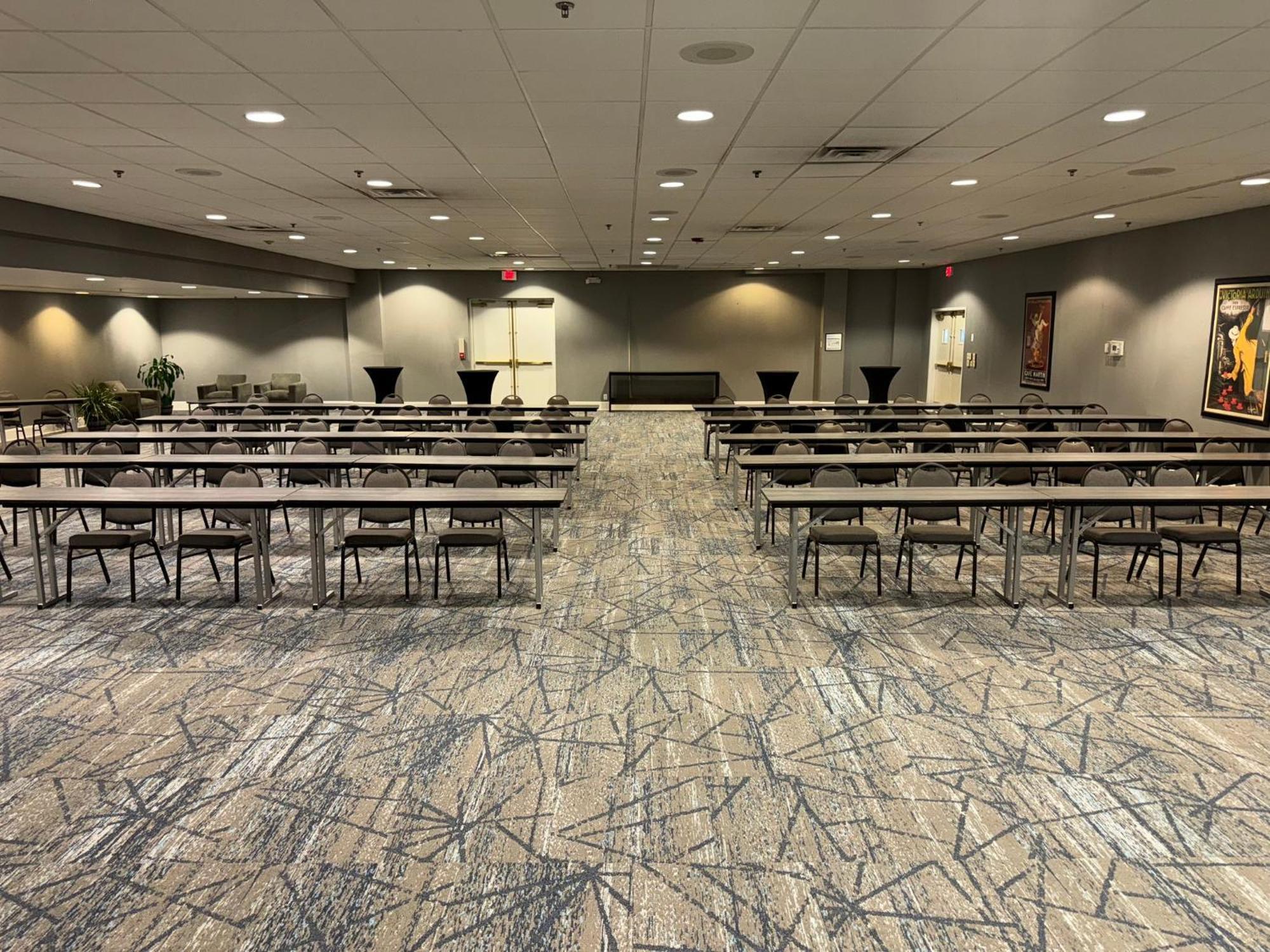 Holiday Inn Express Nashville-Downtown - Broadway By Ihg Экстерьер фото